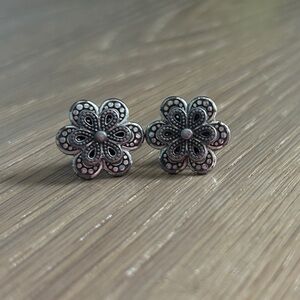Brighton Elegant Silver Floral Flower Stud Earrings
